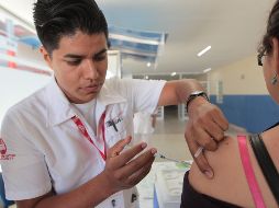 Actualmente, el sector salud lleva un avance de 86.2% en la aplicación de la vacuna contra la Influenza. EL INFORMADOR/ ARCHIVO