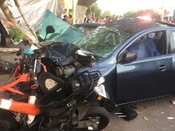 Elementos de seguridad detallan que tres personas fueron trasladadas en estado regular a un centro de salud y una más en estado grave. ESPECIAL/ Bomberos de Guadalajara