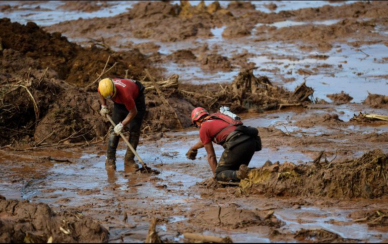 Según rescatistas, ya han sido identificados 134 fallecidos por la ruptura de un dique el pasado 25 de enero. AFP / ARCHIVO