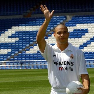 Ronaldo Nazário apoya al Madrid en Clásico contra Barcelona