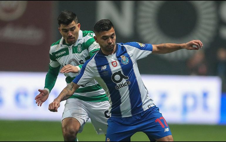 Corona jugaría mañana de titular en la jornada 21 de la Liga portuguesa contra Moreirense, pero se perderá el primer duelo ante AS Roma en la Liga de Campeones. ESPECIAL / fcporto.pt