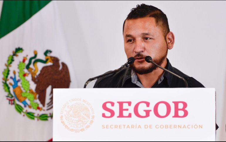 El diputado local de San Luis Potosí Pedro Carrizales intercambia un mensaje en Twitter con el periodista, el cual se volvió viral. NTX / A. Guzmán