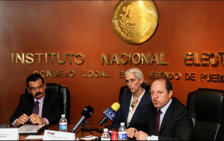 El INE declaró abierto el proceso comicial para designar al próximo gobernador de Puebla, y convocó a partidos políticos para que las nuevas votaciones se caractericen por la civilidad y no por la guerra sucia. SUN