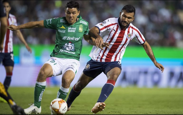 El Guadalajara no especifica el grado de la lesión del zaguero. MEXSPORT/ARCHIVO