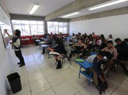 Hay al menos 838 casos entre plazas vendidas a un precio que va de los 50 mil a los 130 mil pesos, así como fraudes en los que el interesado pagó, pero no obtuvo el puesto. EL INFORMADOR/Archivo