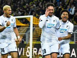 El Hoffenheim anotó tres goles en los últimos 15 minutos para complicarle la vida al Dortmund. AP/M- Meissner