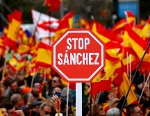 Según la delegación de gobierno, en la manifestación participaron unas 45 mil personas, mientras los organizadores señalaron que fueron 200 mil. AP / A. Comas