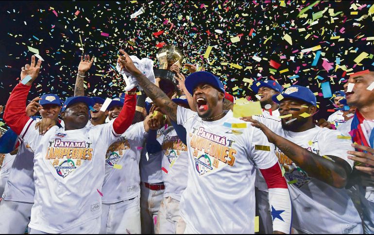 El equipo panameño, representado por los Toros de Herrera, es invitado a la Serie del Caribe, un torneo que no ganaba desde 1950. AFP / L. Acosta