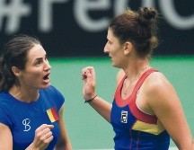 Las rumanas Irina-Camelia Begu y Monica Niculescu eliminaron al equipo de República Checa. AFP / M. Cizek