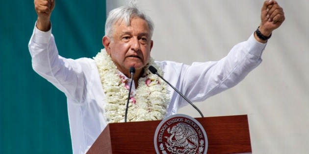 L&oacute;pez Obrador calienta cl&aacute;sico capitalino en redes