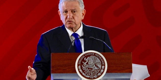 L&oacute;pez Obrador exhorta a empresarios que ataquen corrupci&oacute;n e influyent&iacute;simo