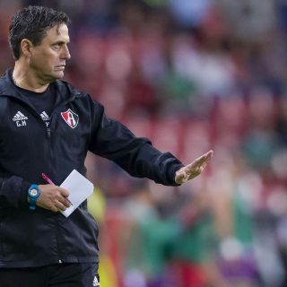 Hoyos apela a la humildad como herramienta de trabajo con Atlas