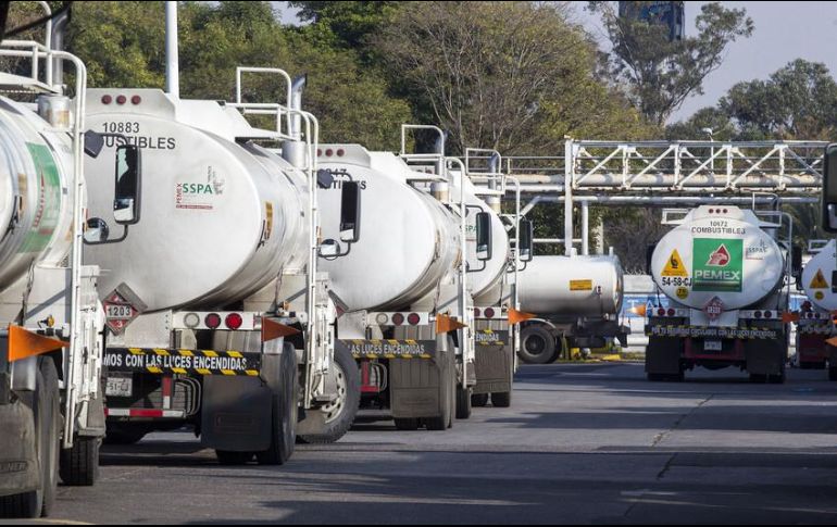 En primeras horas del lunes 11 de febrero llegaron las primeras 26 unidades a Guadalajara, con 1.1 millones de litros de combustible para el suministro dicha zona. NTX / ARCHIVO