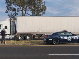 La Policía Federal logra recuperar la unidad de carga y la mercancía. TWITTER / @PoliciaFedMx