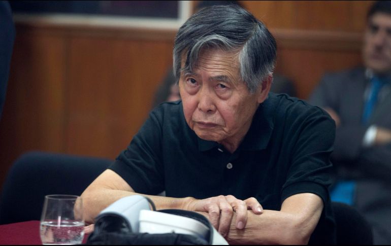 Fujimori, en su condición de reo, puede volver a presentar un nuevo pedido de indulto, el cual podría ser otorgado únicamente por el presidente Martín Vizcarra. AP/ARCHIVO