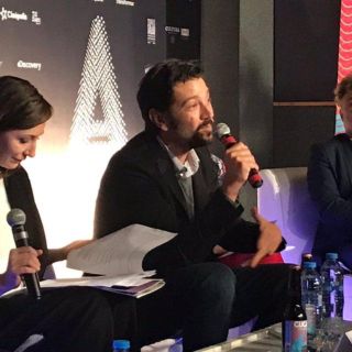 "Roma" alienta a contar historias diferentes: Diego Luna