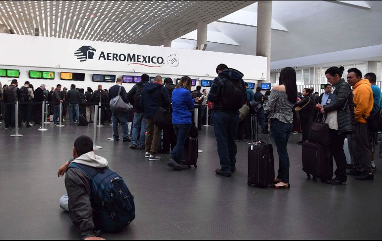 Este año, Aeroméxico no tiene planes de incrementar su número de asientos disponibles ante la expectativa de una disminución del tráfico aéreo nacional. SUN / ARCHIVO