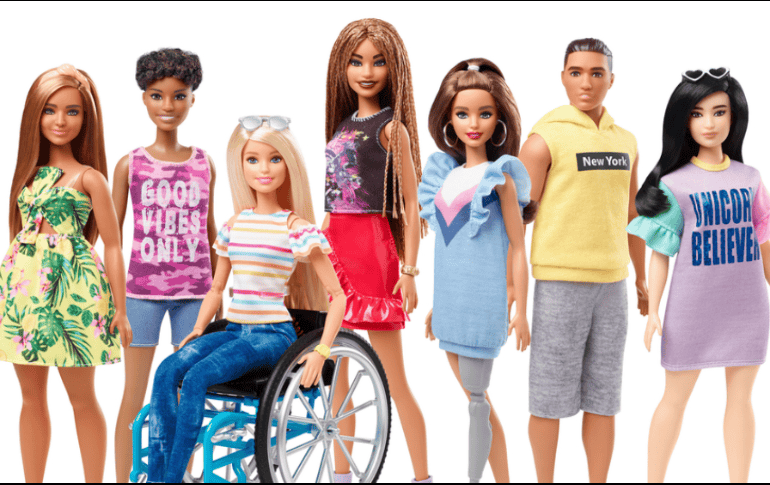 La Línea Fashionistas fue lanzada en 2016 con 23 muñecas con distintos tonos de piel y cabello; actualmente cuenta con más de 100 muñecas. ESPECIAL / Mattel
