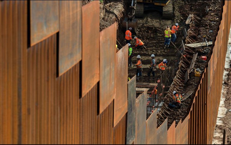 El Senado de Estados Unidos aprobó una partida de mil 375 MDD para el muro y 200 nuevos agentes fronterizos. AFP/G. Arias