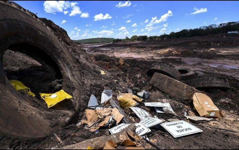 Un dique del complejo minero en la localidad de Brumadinho, en el estado de Minas Gerais, se derrumbó causando un alud de lodo y residuos minerales que sepultaron todo a su paso.  EFE / ARCHIVO