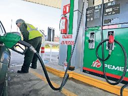 El director de Finanzas de Pemex, Alberto Velázquez, explicó que la primera medida de apoyo es la capitalización de la empresa, contemplada en el presupuesto federal de este año, por 25 mil MDP. SUN / ARCHIVO