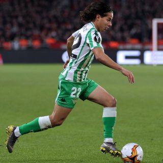 Diego Lainez, incluido en el equipo de la Semana de la Europa League