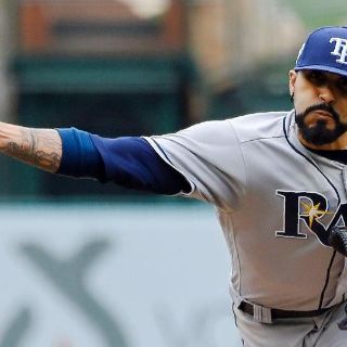Sergio Romo completa pacto de una temporada con Marlins