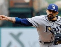 El pitcher de 35 años registró foja de 3-4 con 4.14 de efectividad el año pasado con Tampa Bay. Se apuntó 25 salvamentos en 33 oportunidades. ESPECIAL / mlb.com