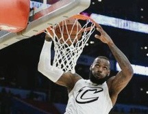 LeBron James participará en su decimoquinto Juego de Estrellas. AP