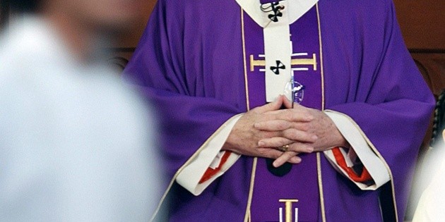 El PRD pide transparentar nombres de sacerdotes pederastas