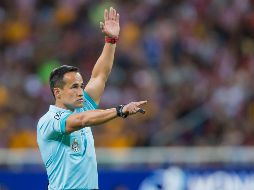 Rojas Castillo dirigirá esta noche su tercer encuentro entre Chivas y Atlas. MEXSPORT/ARCHIVO