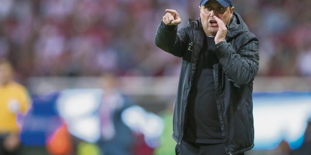 Guillermo Hoyos asume la responsabilidad