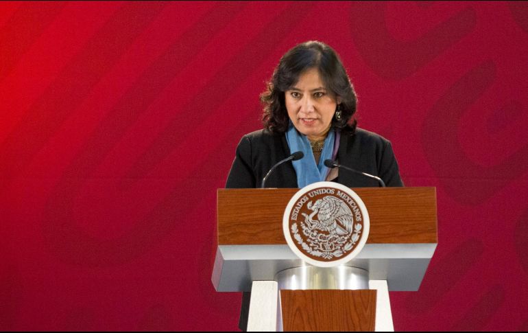 La titular de la SFP, Irma Eréndira Sandoval considera que debería separarse del cargo mientras se aclara esta situación. NTX / J. Pazos