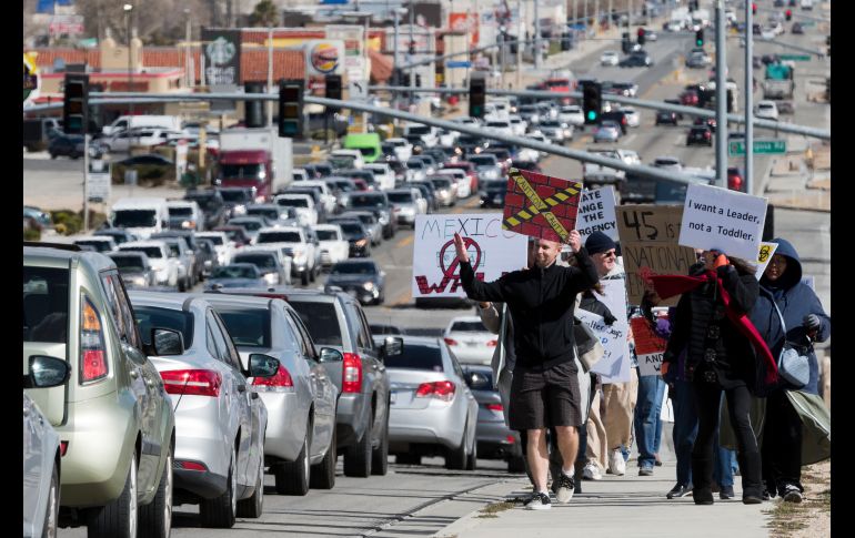 La respuesta de ciudadanos en Victorville, California. AP/J. Quigg