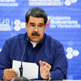 Militares responderán a Trump con "moral" y "unión": Maduro
