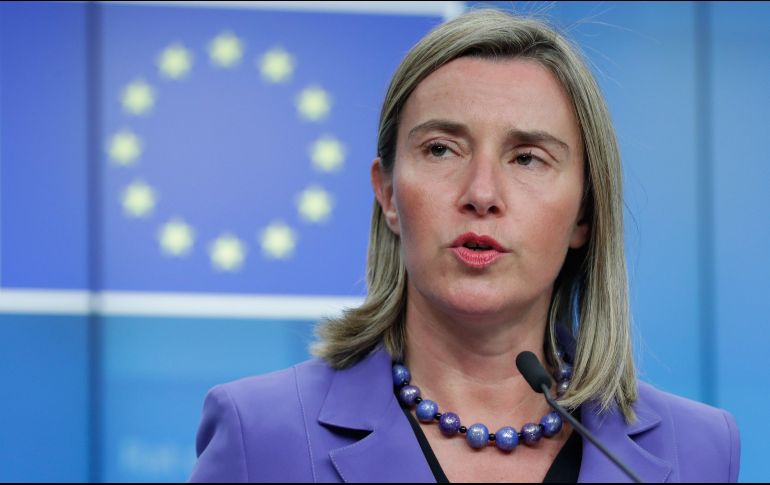 La alta representante de la UE para la Política Exterior, Federica Mogherini, ofrece una rueda de prensa en la que apuntó a nuevas sanciones por parte de los Veintiocho contra Rusia. EFE/S. Lecocq