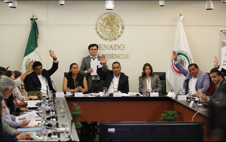 Este lunes, el Senado aprobó en comisiones, sin la participación de partidos de oposición, el dictamen de la Guardia Nacional bajo control militar. NTX / ARCHIVO