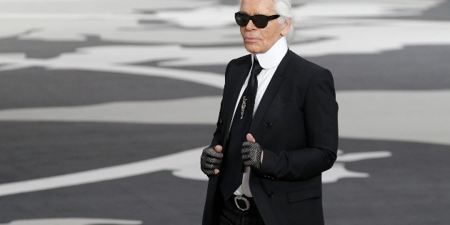 Detalles detr&aacute;s de la vida del dise&ntilde;ador Karl Lagerfeld