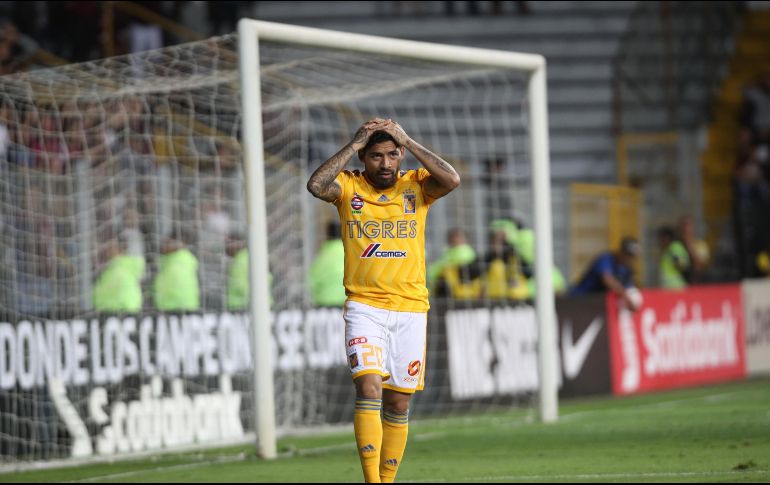 Un cabezazo de Venegas al minuto 72 fue suficiente para que el Saprissa hiciera valer su estadio Ricardo Saprissa. MEXSPORT / R. Campos