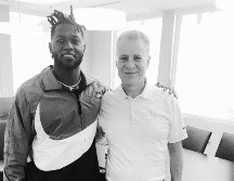 Antonio Brown (izq.) y Art Rooney conversaron y decidieron que el receptor y los Steelers tomaron caminos separados. INSTAGRAM / @AB