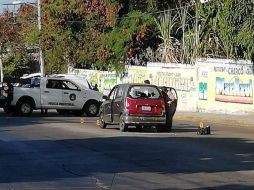 El mando policíaco fue seguido durante al menos tres calles, y al darle alcance lo agredieron con armas de alto poder. TWITTER/@Vanguardia_Mx