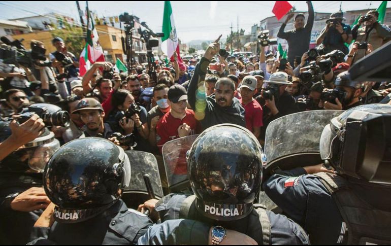 “Tierras prometidas”. La exposición en Puerto Vallarta invita a la reflexión sobre el fenómeno migratorio actual a través de fotografías y otros medios de expresión. CORTESÍA