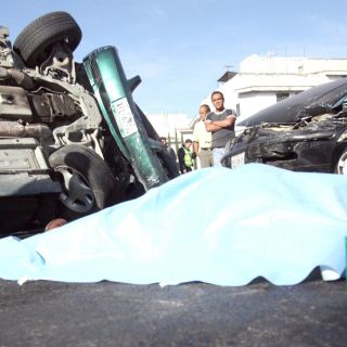 Choque deja siete muertos en Michoacán