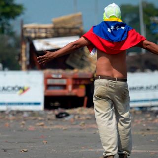 México condena violencia en Venezuela