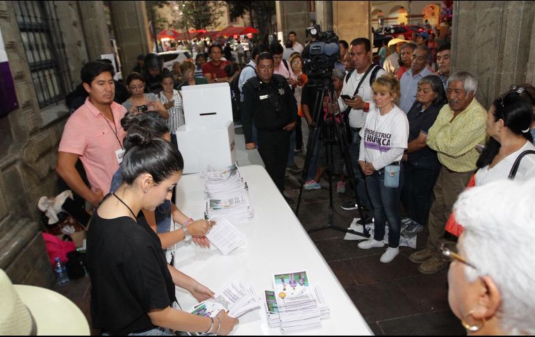 El Presidente afirma que 59.5% de los casi 56 mil votantes sufragó a favor de la planta. NOTIMEX/G. Granados