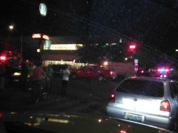 En el lugar de la agresión quedaron varios casquillos, al parecer, calibre 9mm y .223mm. ESPECIAL