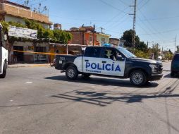De acuerdo con testigos en el lugar, el causante escapó a bordo de una camioneta gris Toyota Tacoma. ESPECIAL