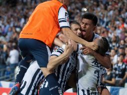 Rayados sufrió en casa, ya que falló un penal además de tener la amenaza del gol de visitante. AFP