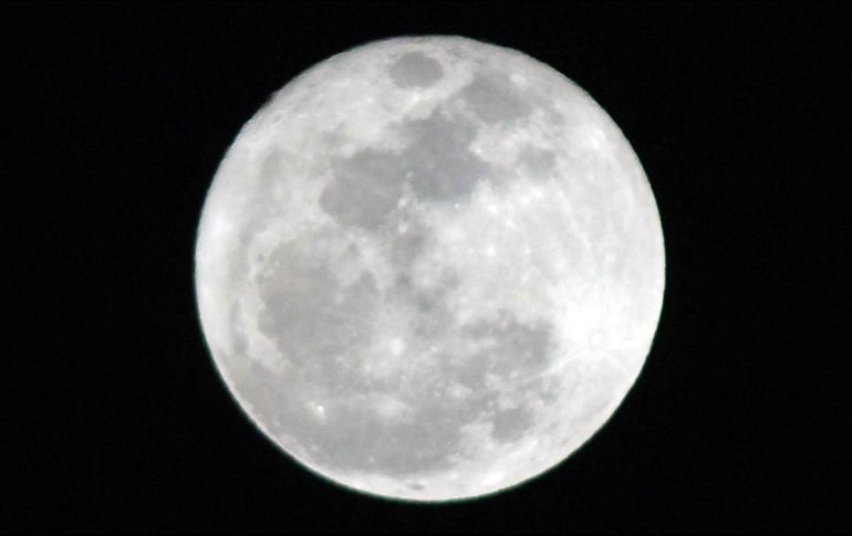 La Luna se acercará a la Tierra el próximo jueves 21 de marzo, después de cuatro fenómenos astronómicos.  NTX / ARCHIVO