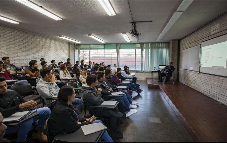 Se espera que el programa abra con un grupo de entre 30 y 40 alumnos en cada uno de los dos centros universitarios donde se ofertará. NTX / ARCHIVO